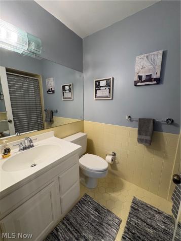 1139 Harwich Court Rocky River OH 44116