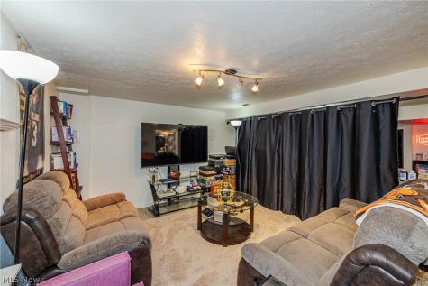 1139 Harwich Court Rocky River OH 44116