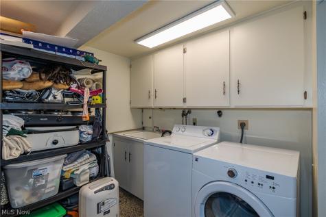 1139 Harwich Court Rocky River OH 44116