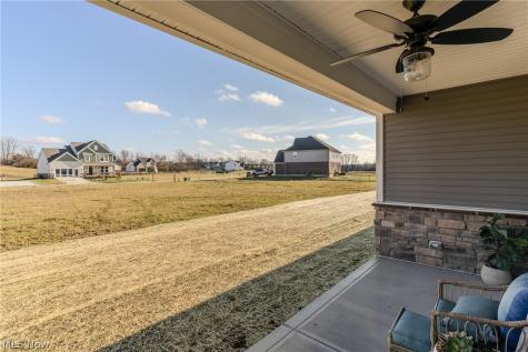 29121 Lancaster Drive North Olmsted OH 44070