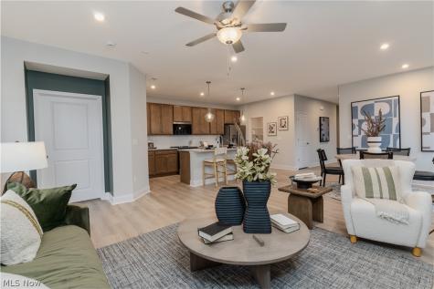 29121 Lancaster Drive North Olmsted OH 44070