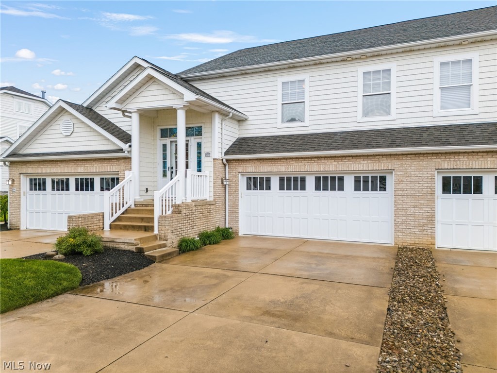 1340 Cascade Circle W Canton OH 44708