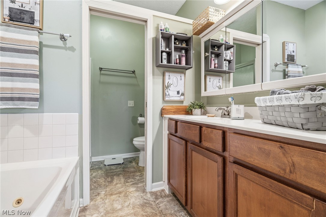 1340 Cascade Circle W Canton OH 44708