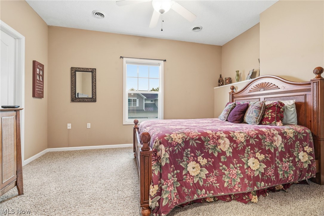 1340 Cascade Circle W Canton OH 44708