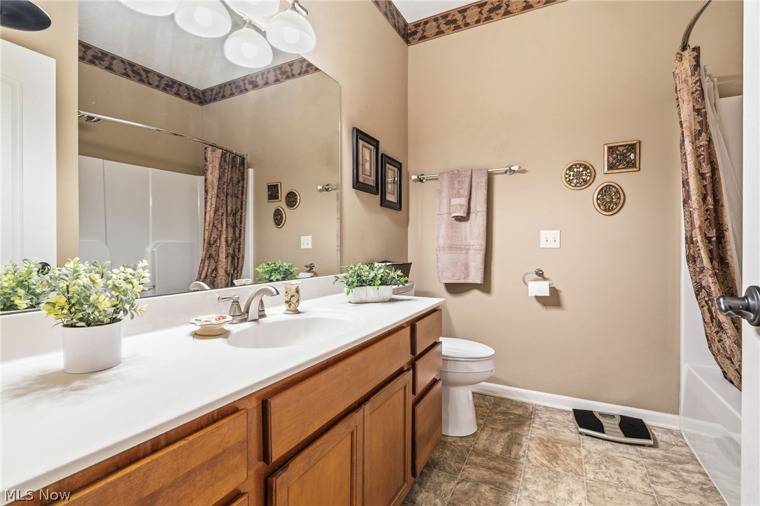 1340 Cascade Circle W Canton OH 44708