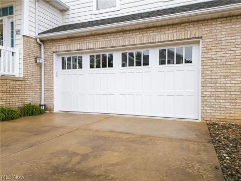 1340 Cascade Circle W Canton OH 44708