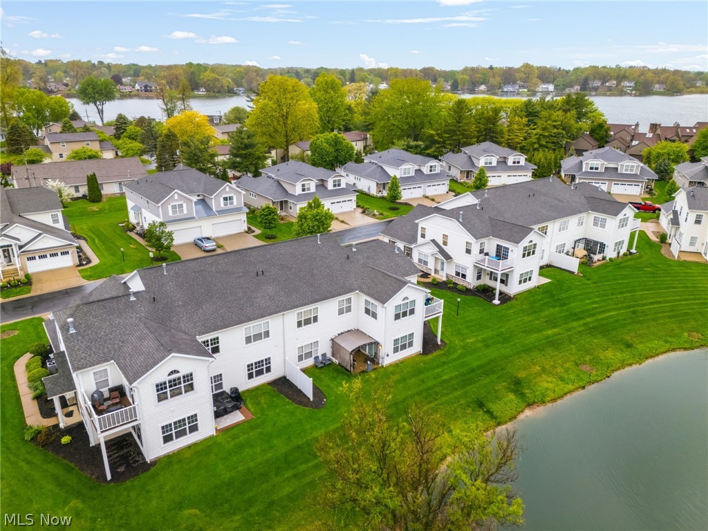1340 Cascade Circle W Canton OH 44708