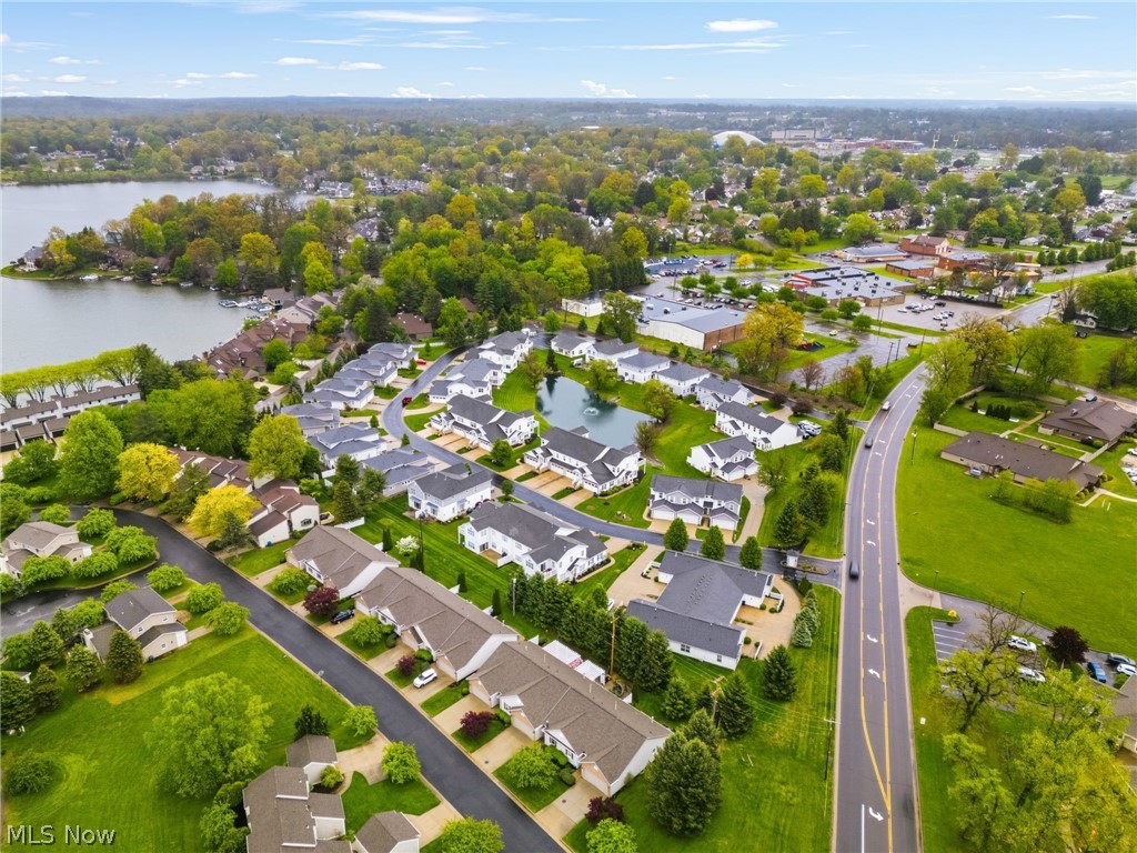 1340 Cascade Circle W Canton OH 44708