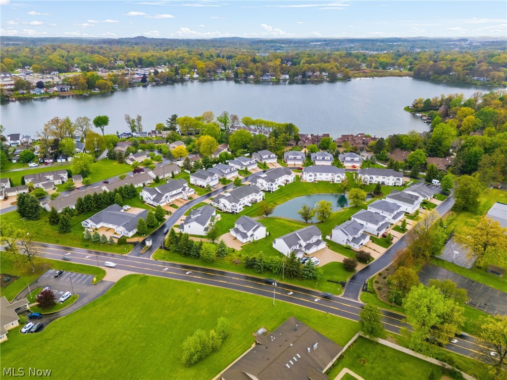 1340 Cascade Circle W Canton OH 44708