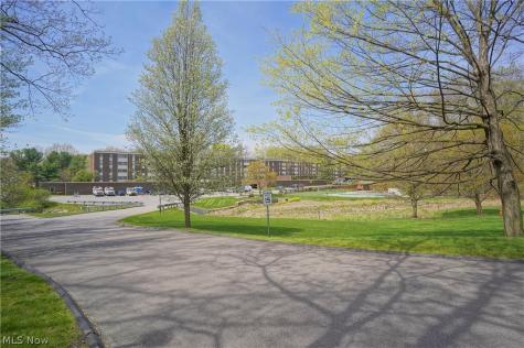3066 Kent Road Stow OH 44224