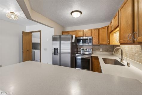 764 N Creek Drive Painesville OH 44077