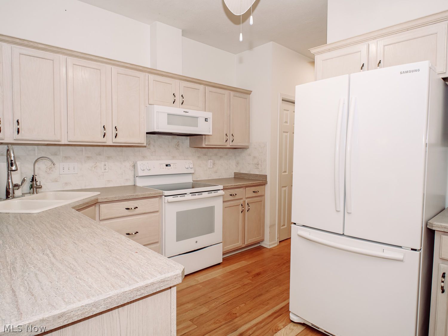 6 Hunters Woods Boulevard Canfield OH 44406