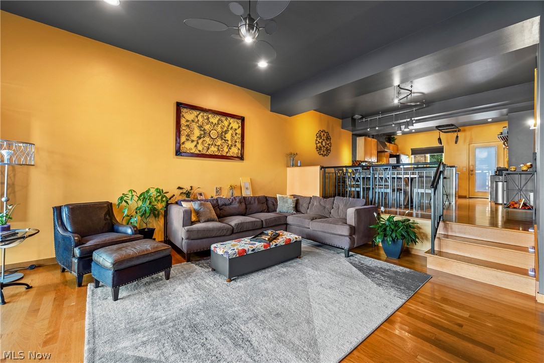 1215 W 67th Street Cleveland OH 44102