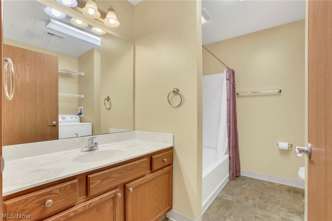 4305 E Strattford Circle E Zanesville OH 43701