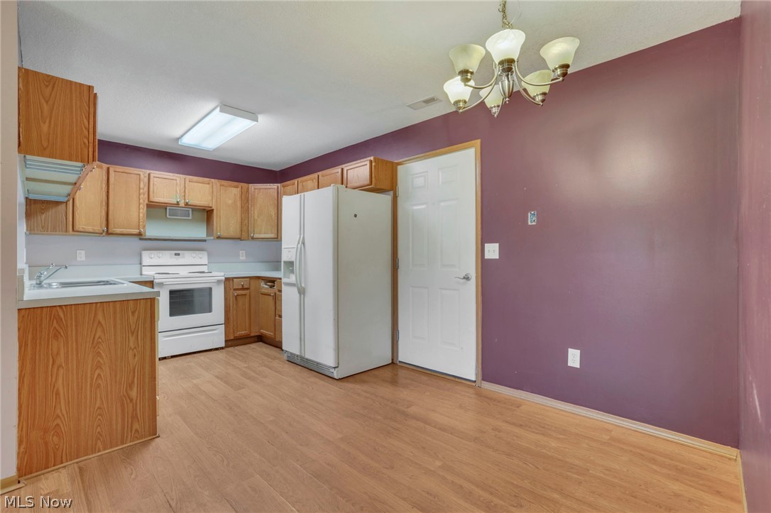 4305 E Strattford Circle E Zanesville OH 43701