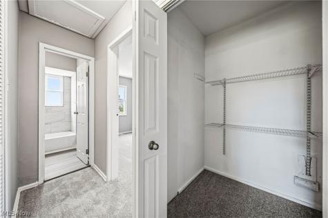 245 E 235th Street Euclid OH 44123