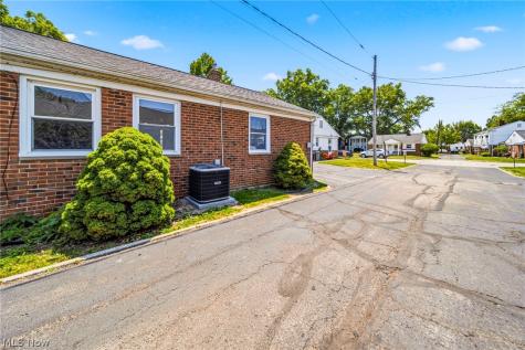 245 E 235th Street Euclid OH 44123
