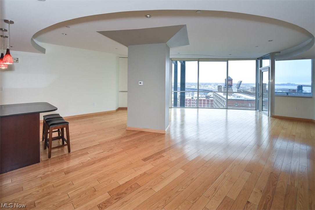 701 W Lakeside Avenue Cleveland OH 44113