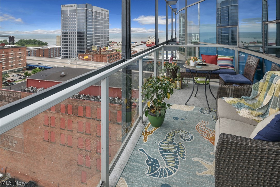 701 W Lakeside Avenue Cleveland OH 44113