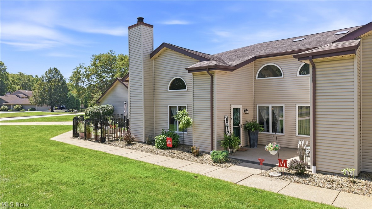 7445 E Huntington Drive Boardman OH 44512