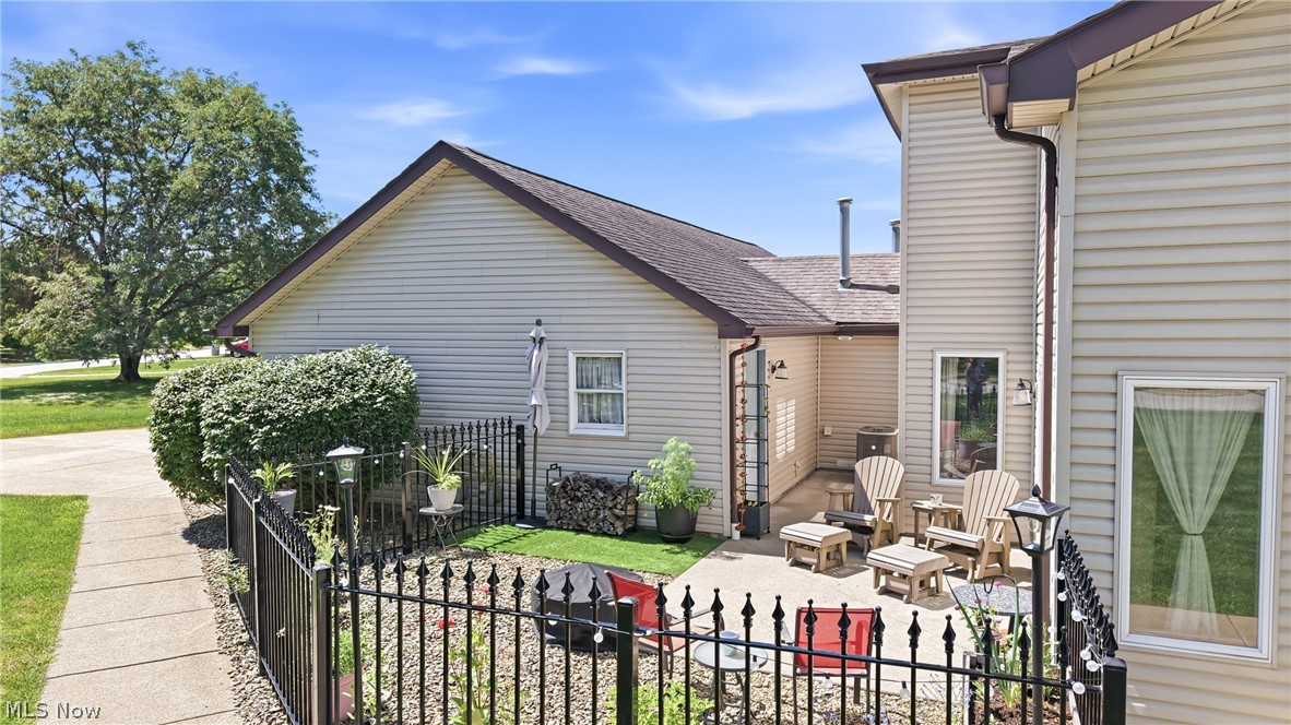 7445 E Huntington Drive Boardman OH 44512