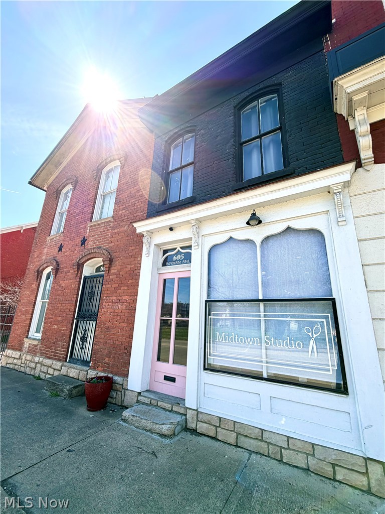 605 Putnam Avenue Zanesville OH 43701
