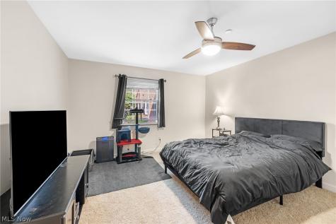 2885 Pease Drive Rocky River OH 44116