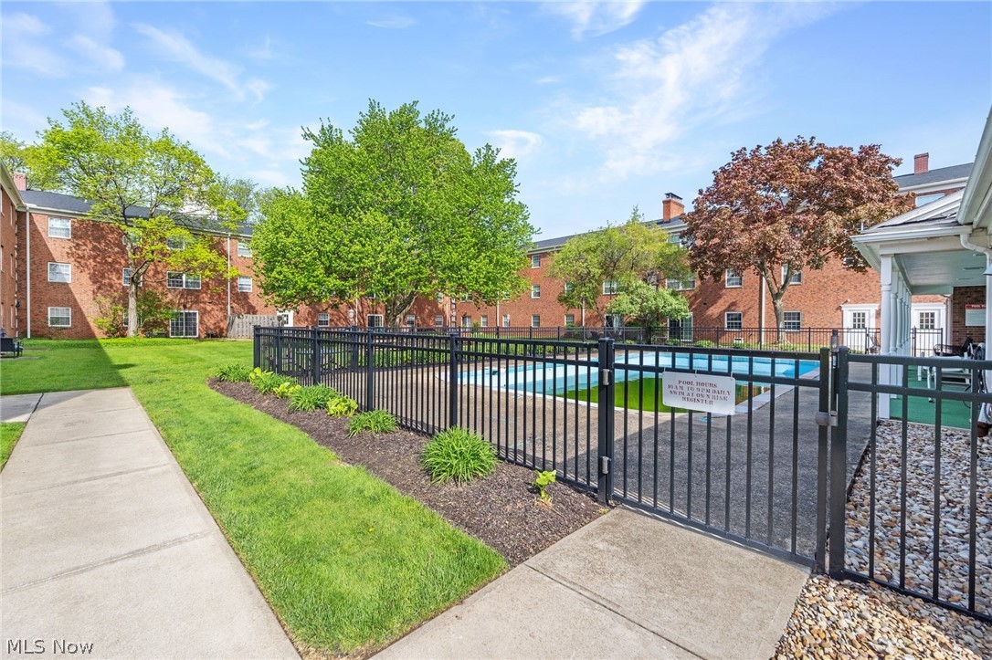 2885 Pease Drive Rocky River OH 44116