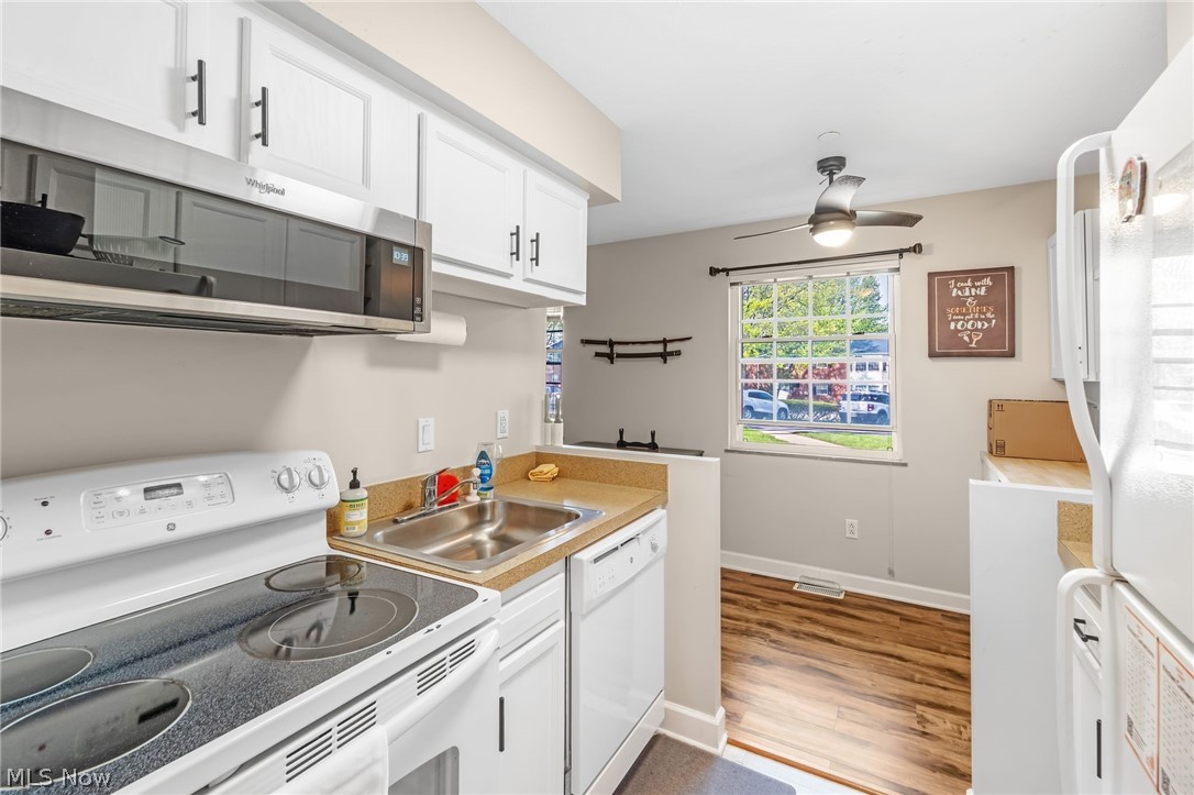 2885 Pease Drive Rocky River OH 44116