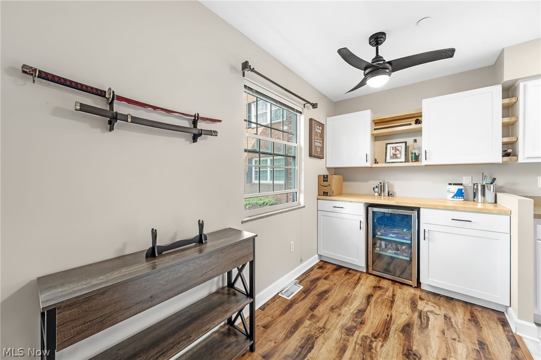 2885 Pease Drive Rocky River OH 44116