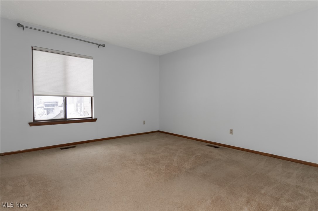 8352 Quail Point Lane Mentor OH 44060