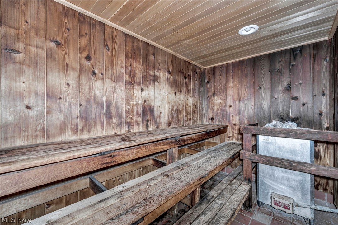 3400 Wooster Road Rocky River OH 44116