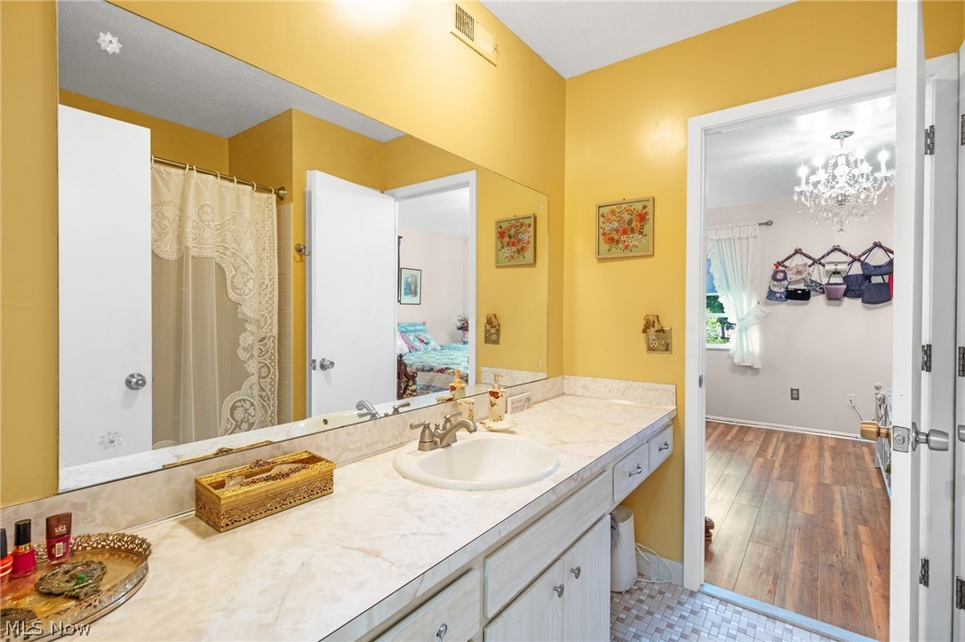 2719 Pease Drive Rocky River OH 44116