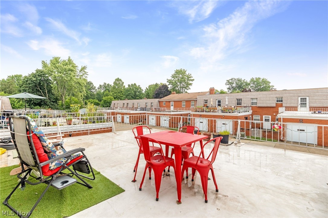 2719 Pease Drive Rocky River OH 44116