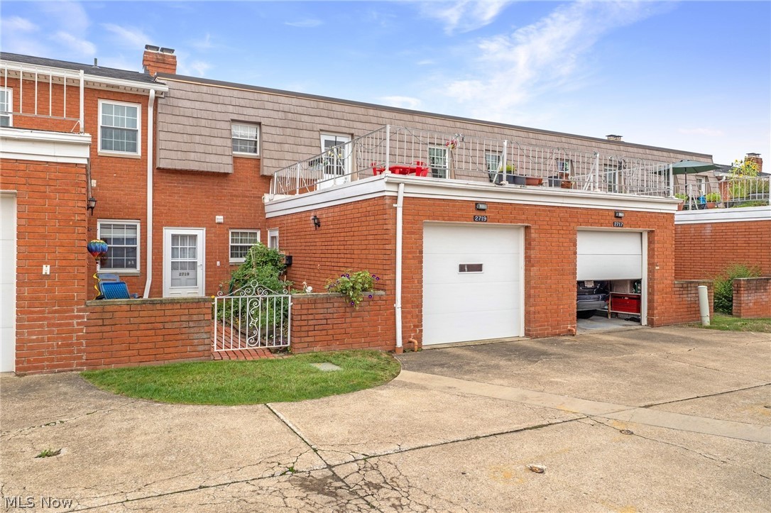 2719 Pease Drive Rocky River OH 44116
