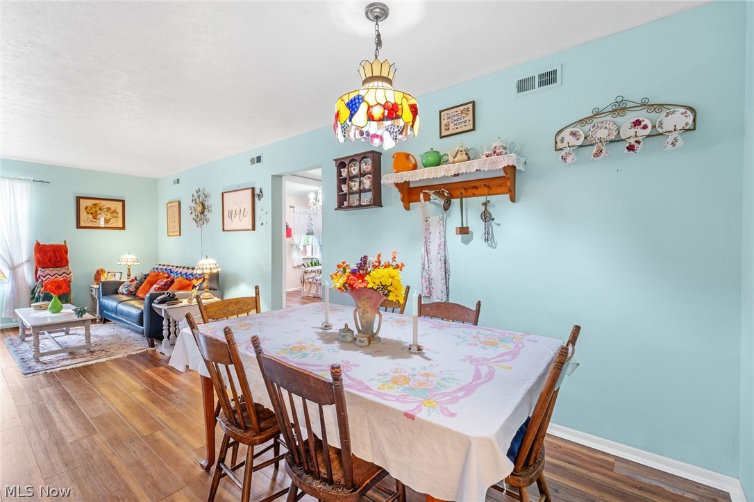 2719 Pease Drive Rocky River OH 44116