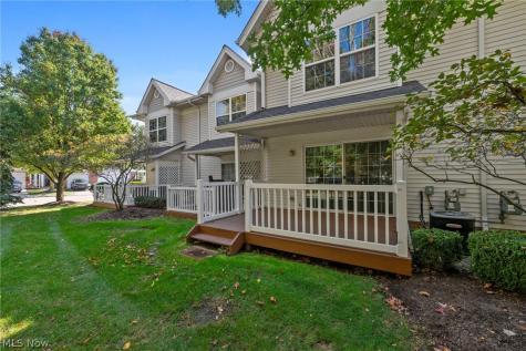 15528 Foxglove Lane Middleburg Heights OH 44130