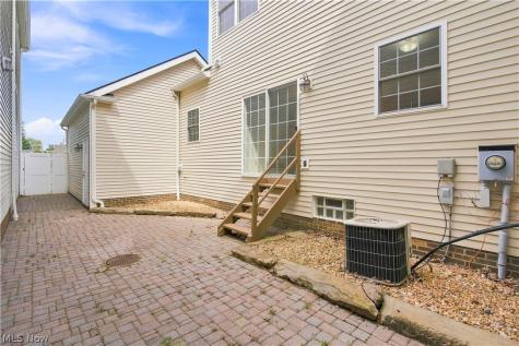 8421 Euclid Avenue Cleveland OH 44106