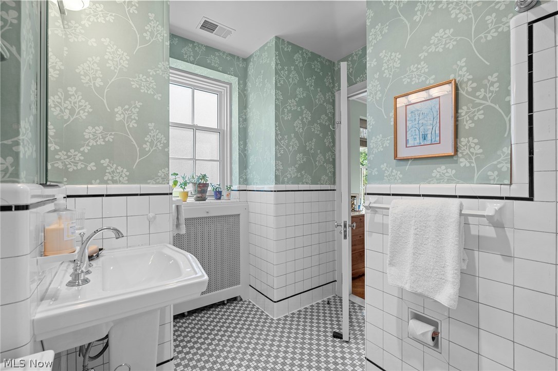 13415 Shaker Boulevard Cleveland OH 44120