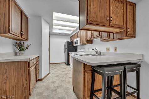 7780 Brittanny Drive NE North Canton OH 44720