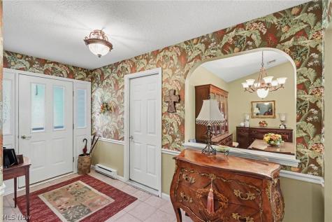 2300 Westwind Drive Sandusky OH 44870