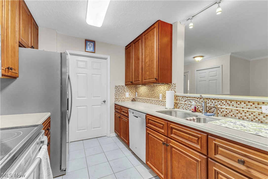3367 Lenox Village Drive Fairlawn OH 44333