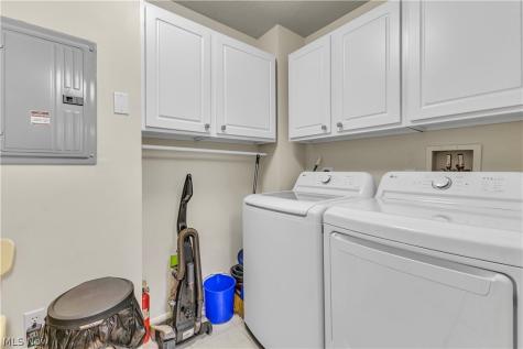 3367 Lenox Village Drive Fairlawn OH 44333