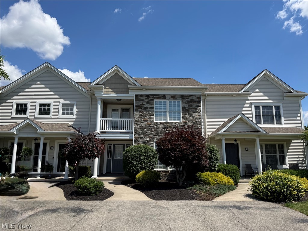 15 Town Square Boulevard Columbiana OH 44408