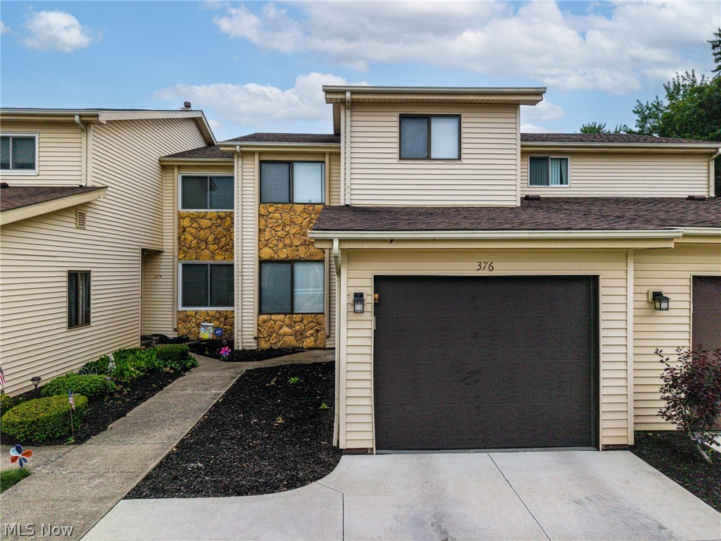 376 Deepwood Drive Wadsworth OH 44281