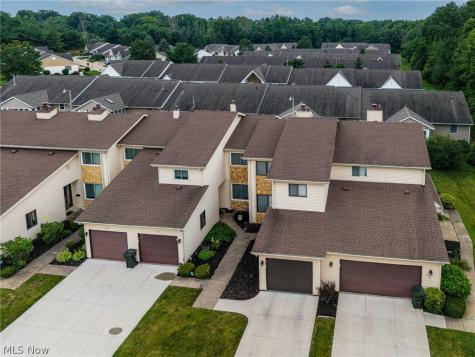 376 Deepwood Drive Wadsworth OH 44281