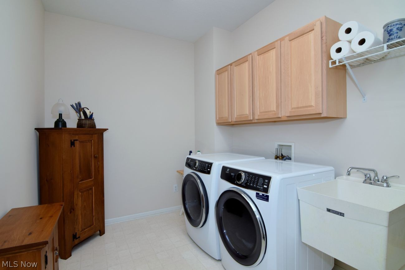 528 Covington Lane Chagrin Falls OH 44023