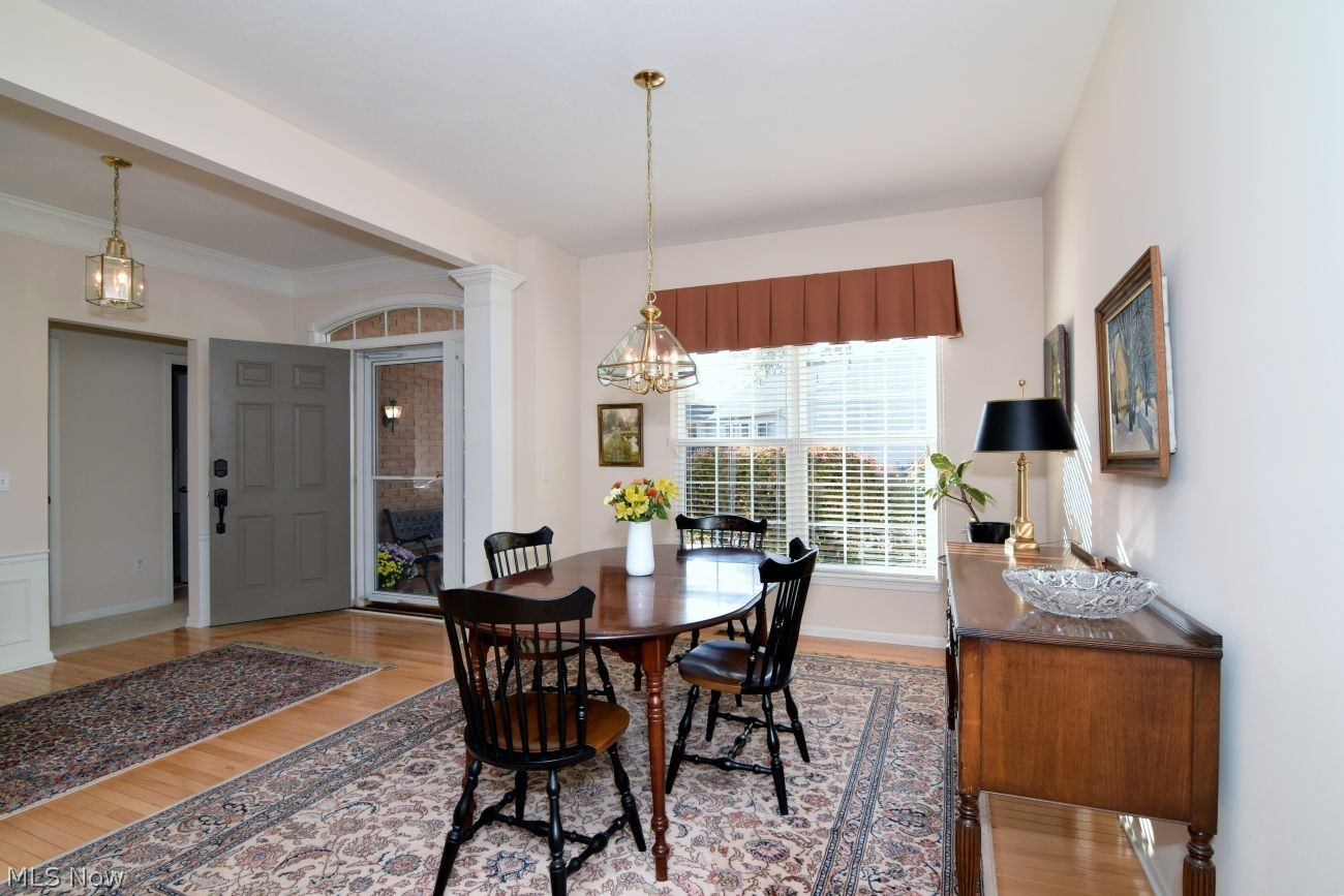 528 Covington Lane Chagrin Falls OH 44023