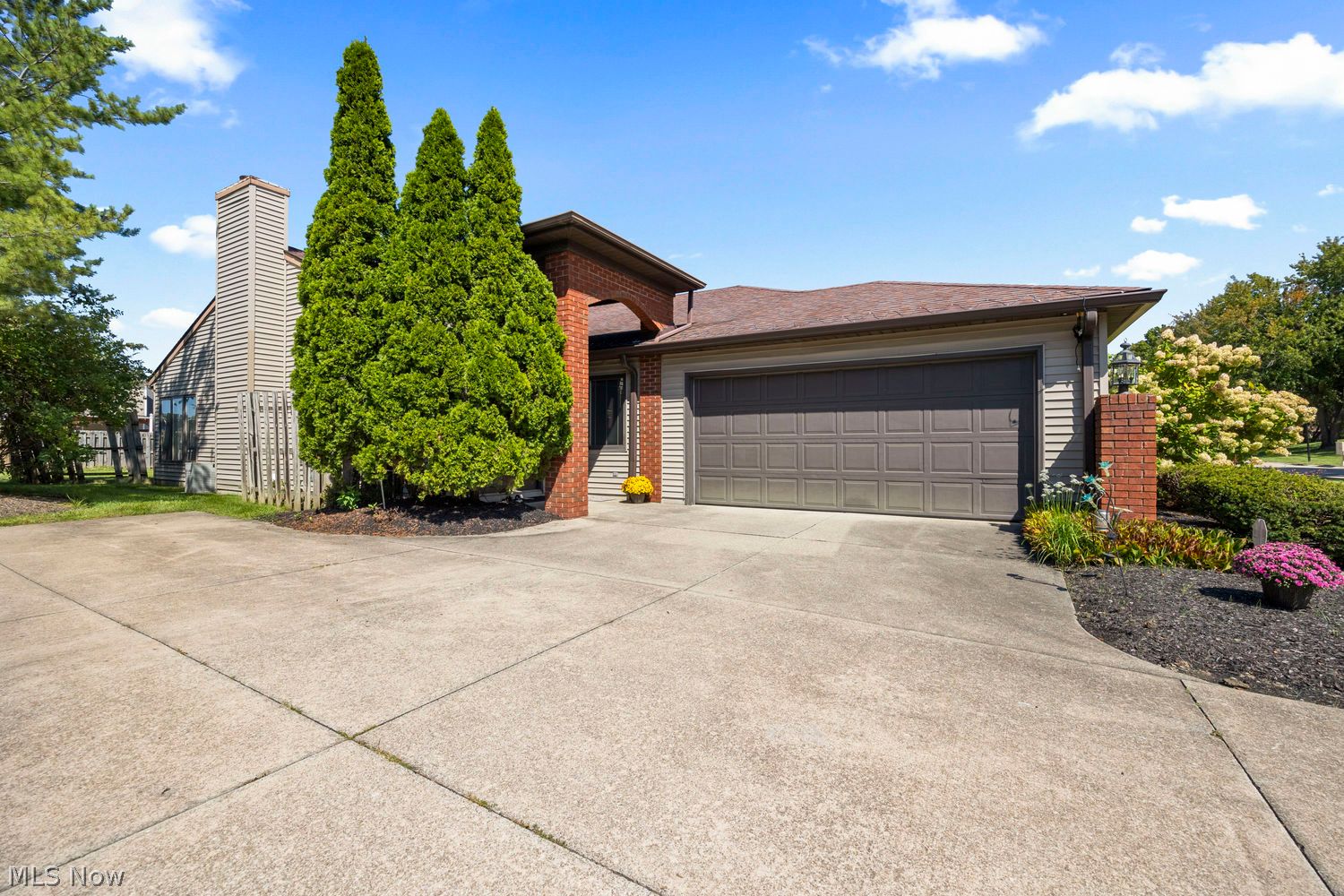 5221 Parkhurst Drive Sheffield Village OH 44054