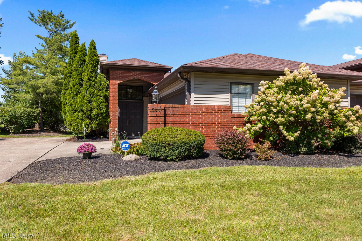 5221 Parkhurst Drive Sheffield Village OH 44054